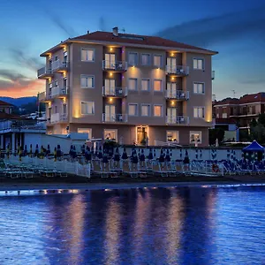 3* Hotel La Baia